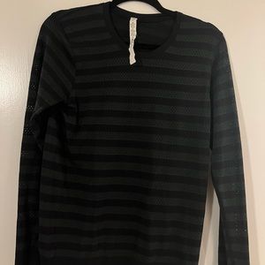 Lululemon Mesh Longsleeve Shirt - Size 6